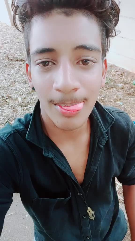 @MR_RØMÄNTÎC_PLÂY_BØY