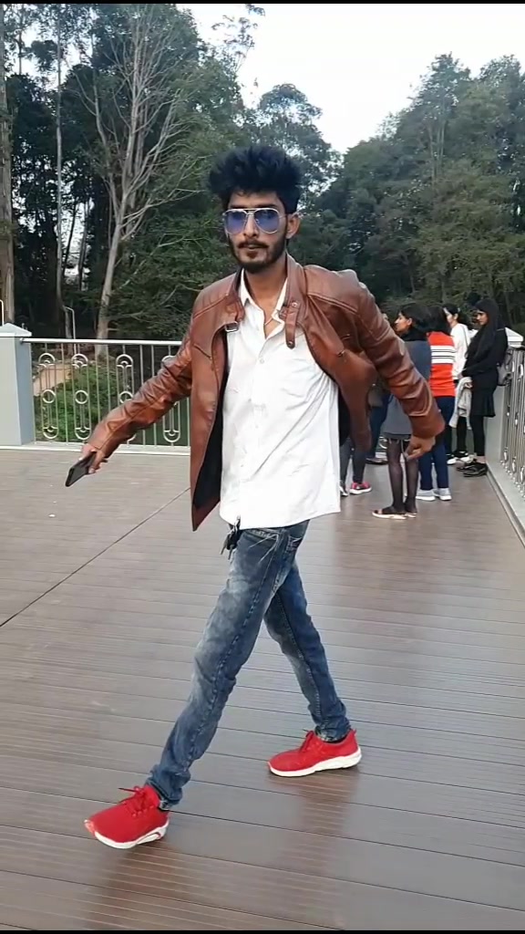 @Romantic Hero