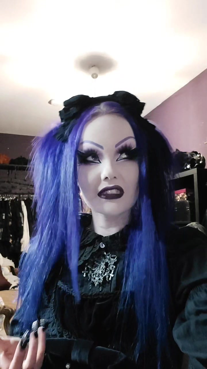 @Esther von Nachtschatten