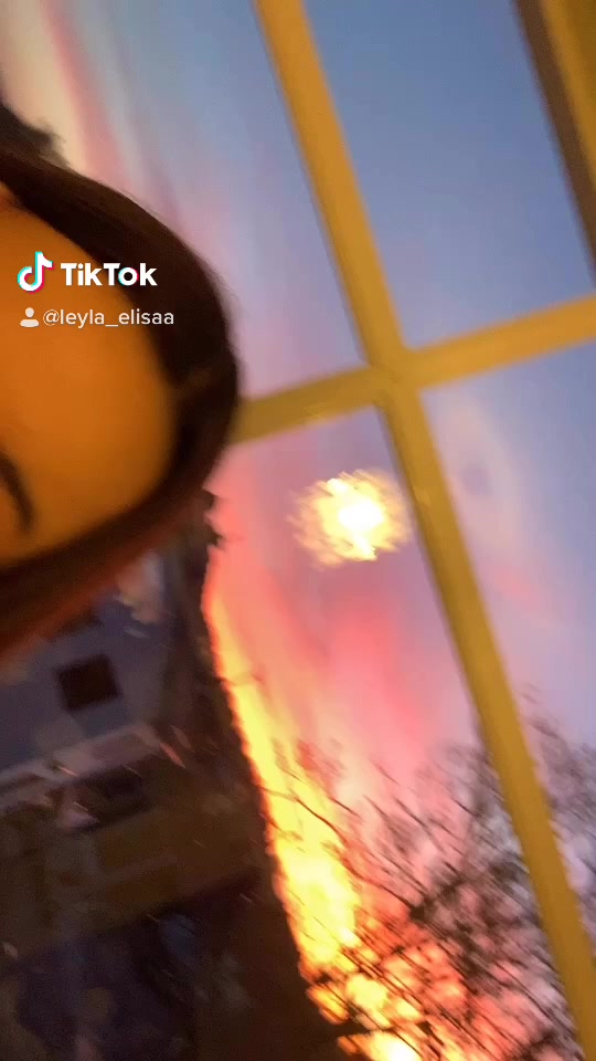 @𝐿𝑒𝓎𝓁𝒶 𝐸𝓁𝒾𝓈𝒶