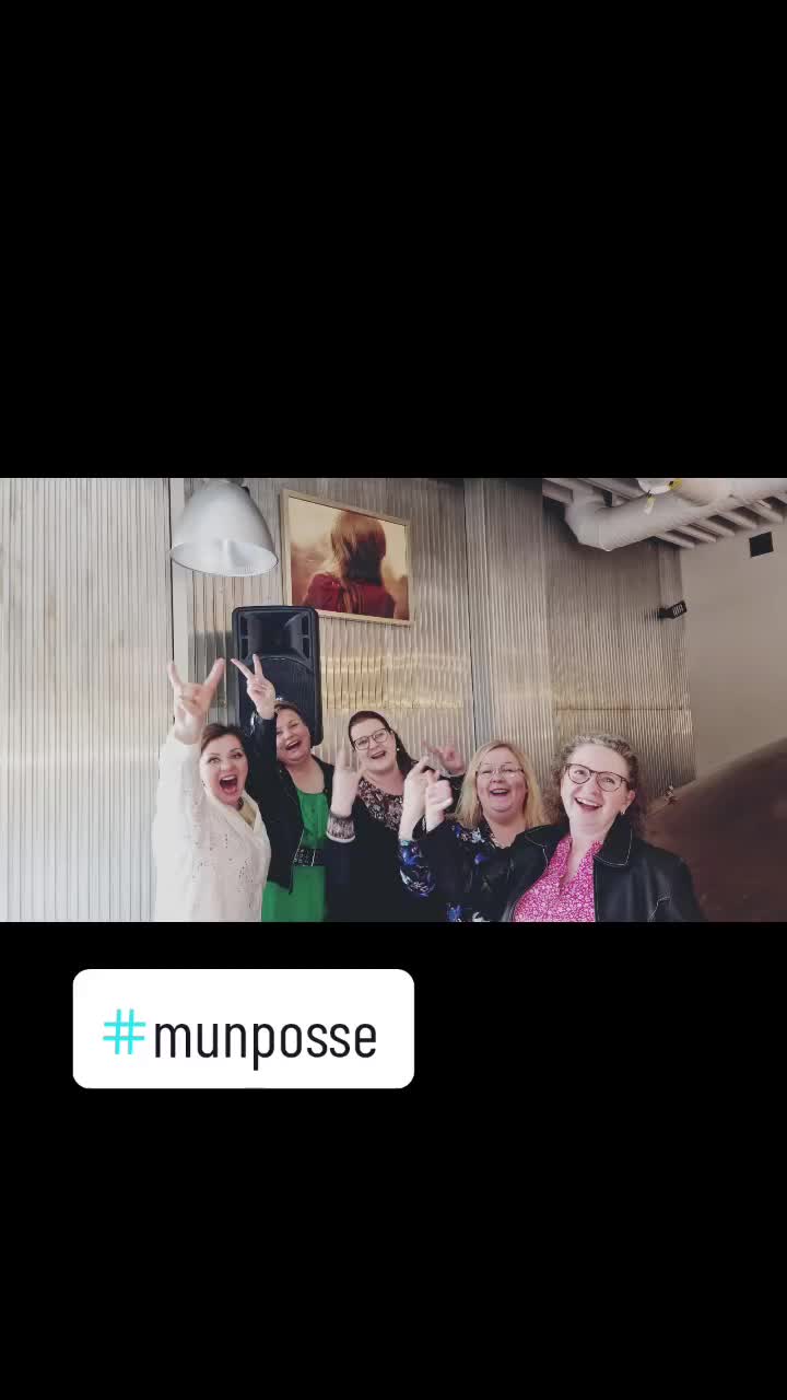 @tiinaheinonen