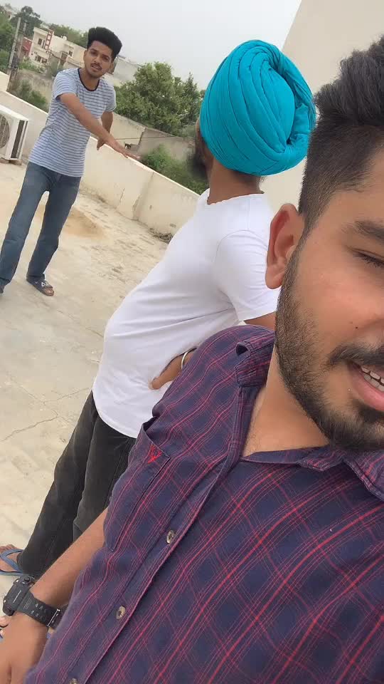 @Akashdhaliwal96