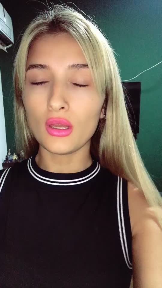 @Evelin Aranda