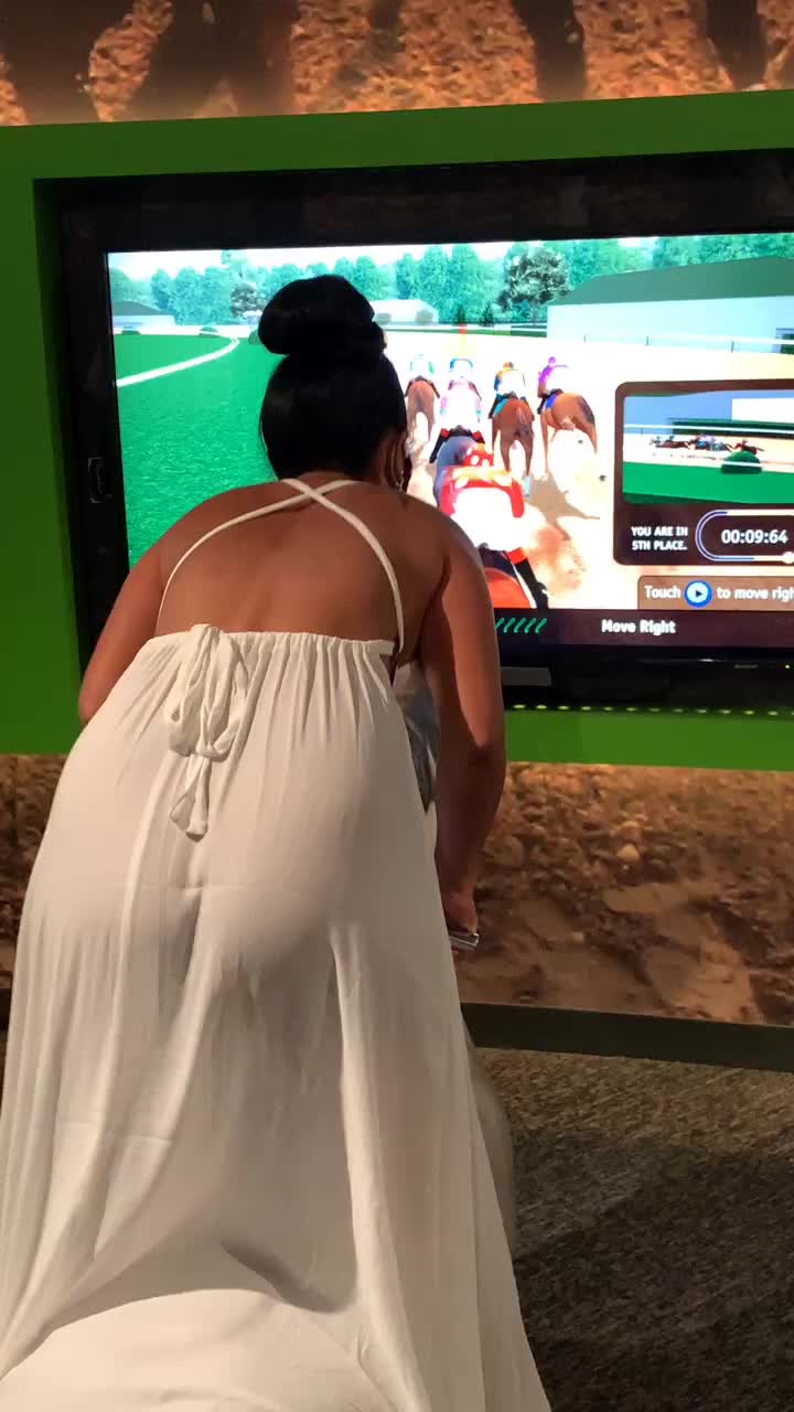 @Travelwithrnblu