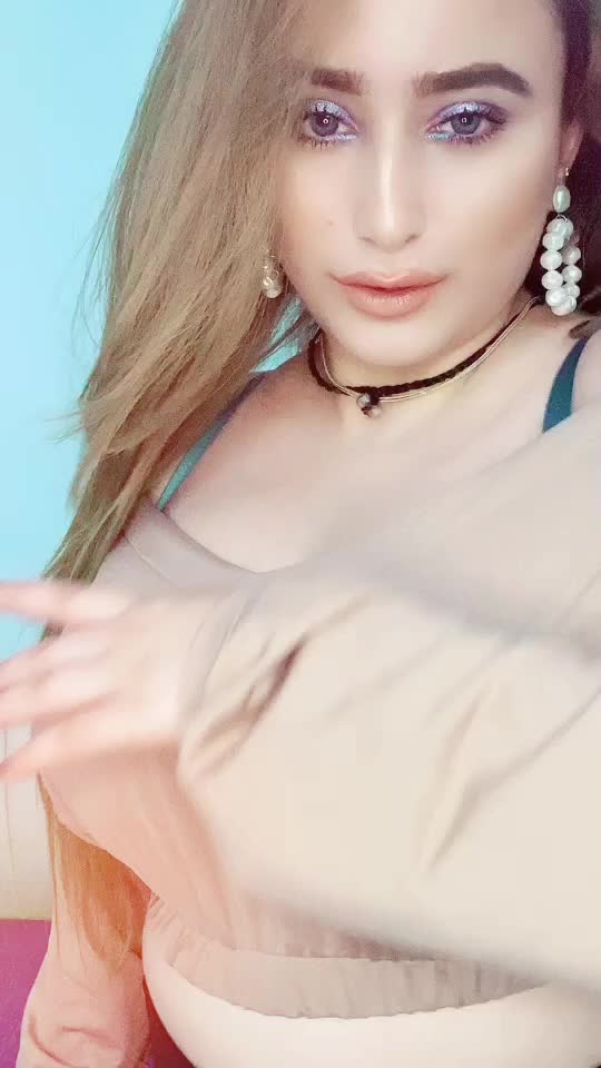 @Shellyrajput12