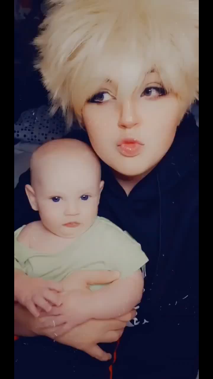 @CleseaFox