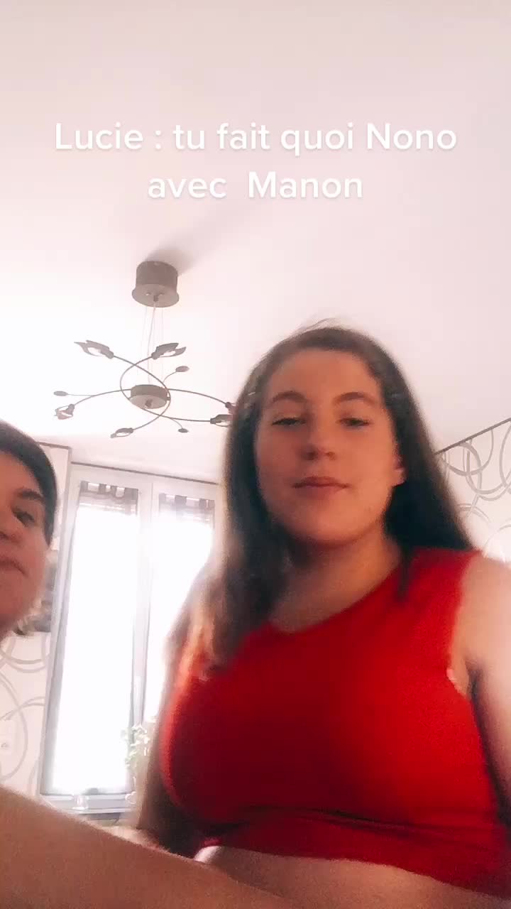 @noemiee