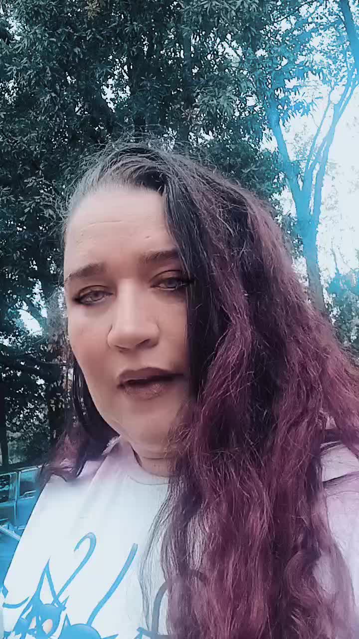 @Angela lopez
