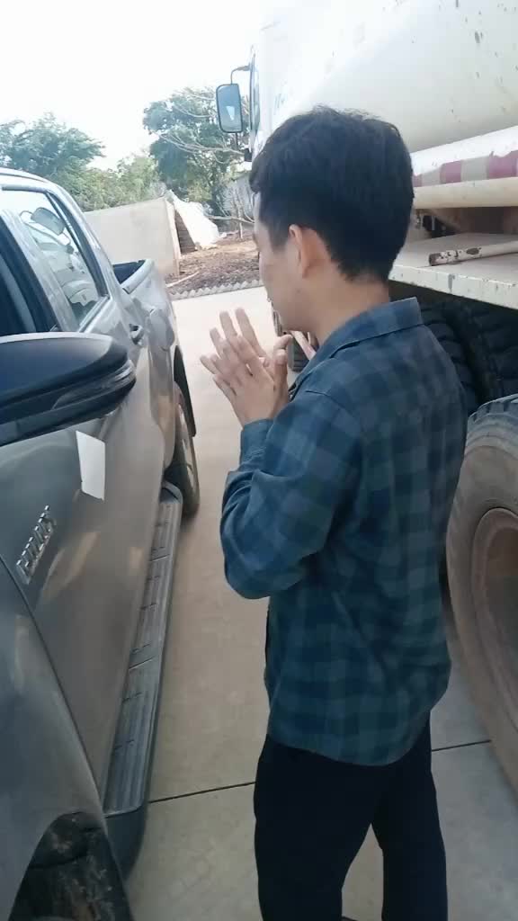 @ប្រុសស្មោះ