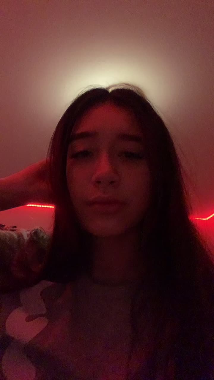 @elena