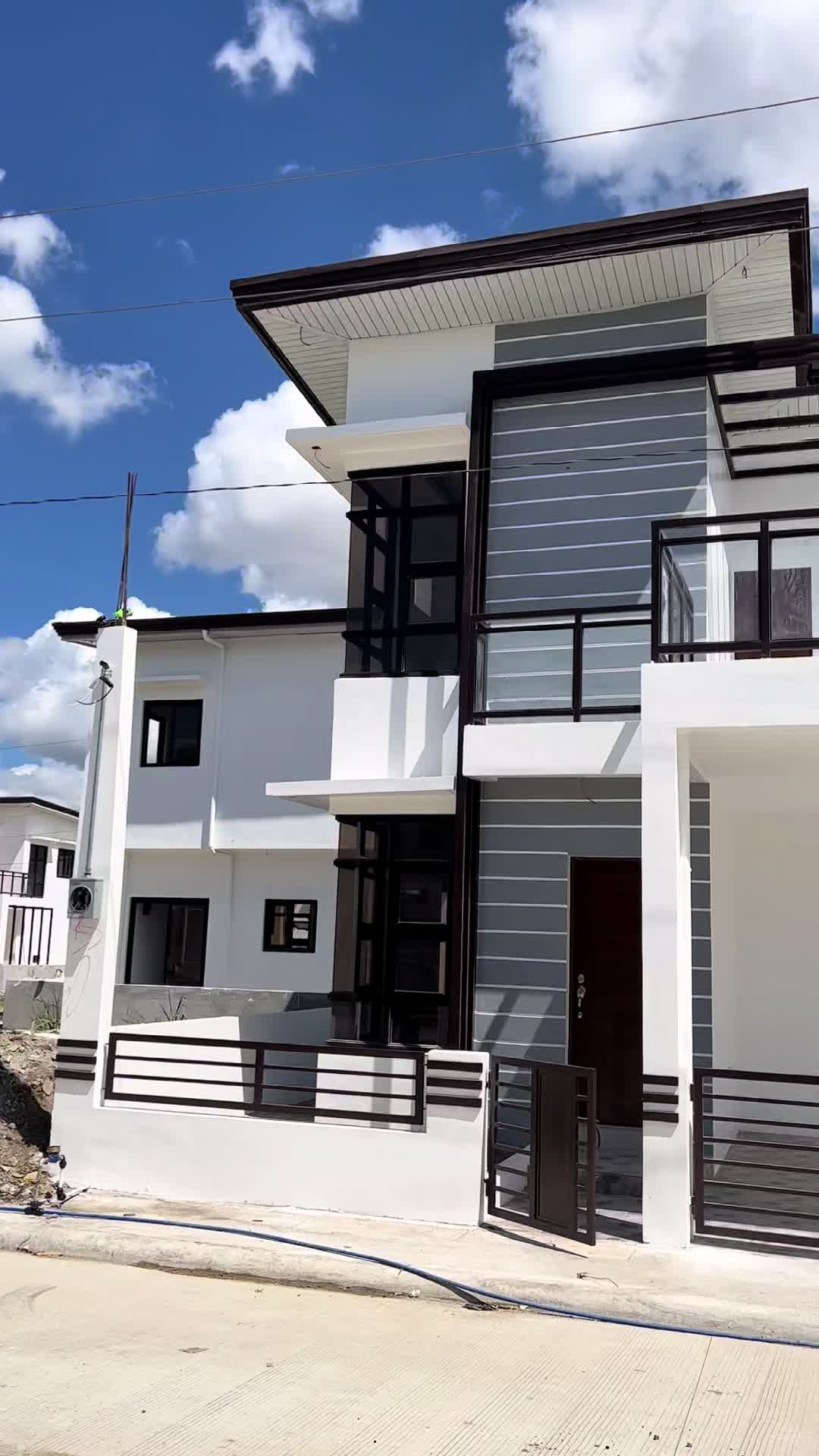 @First Platinum Sales Realty Co
