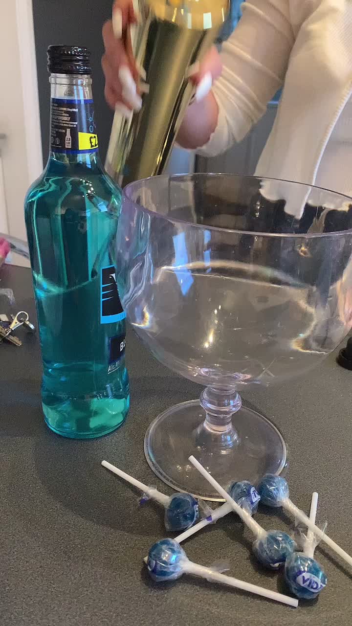 @𝓘𝓷𝓴𝓮𝓭.𝓽𝓪𝓽𝓽𝓮𝓭💙