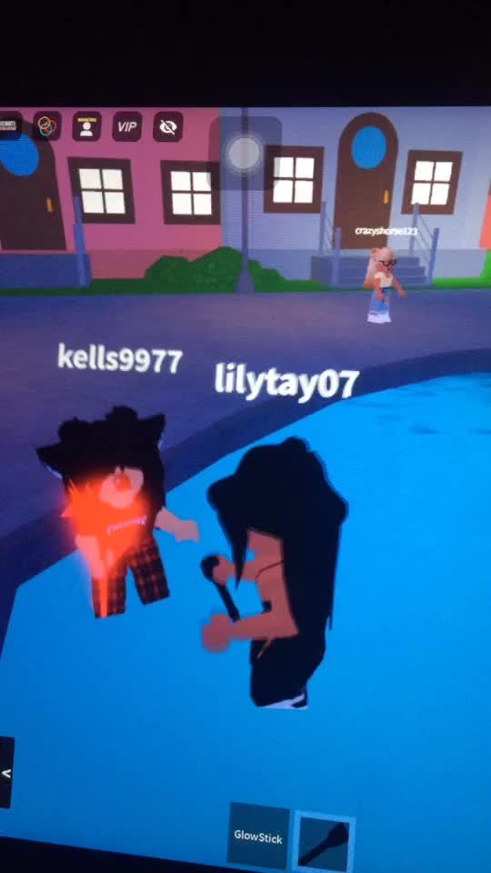 @Roblox🦋
