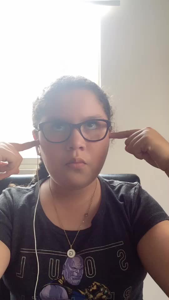 @Glolila
