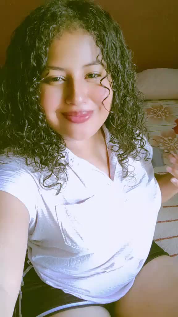@estefani🦋💫