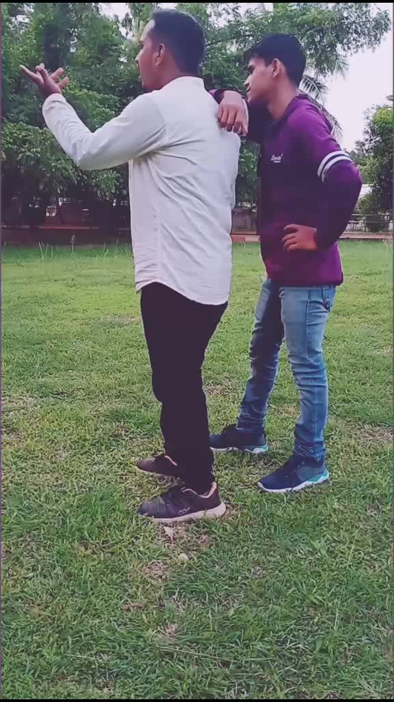 @Hari 💛💚💙