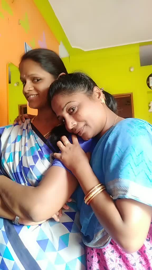 @vallishaheena