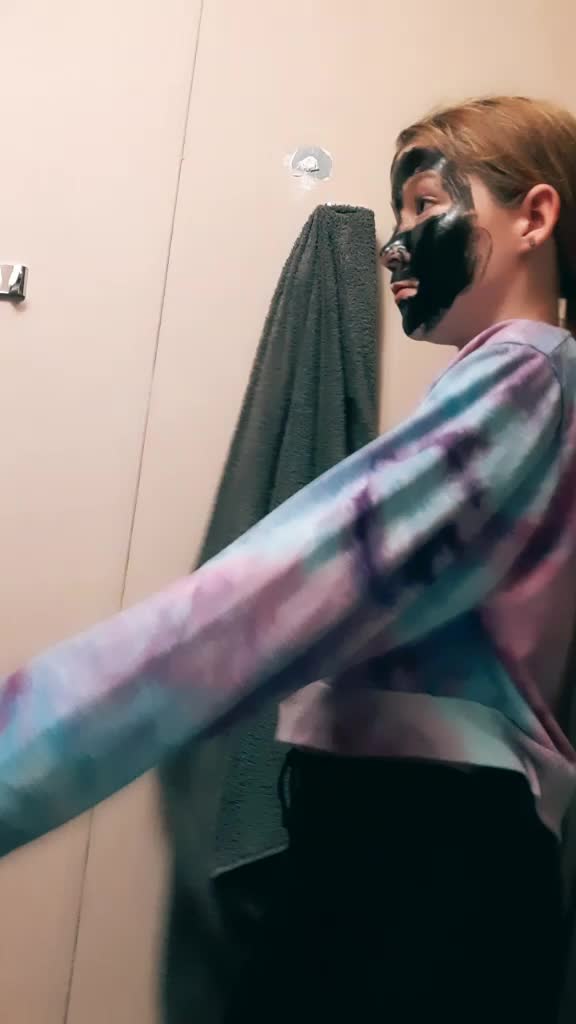 @🤭