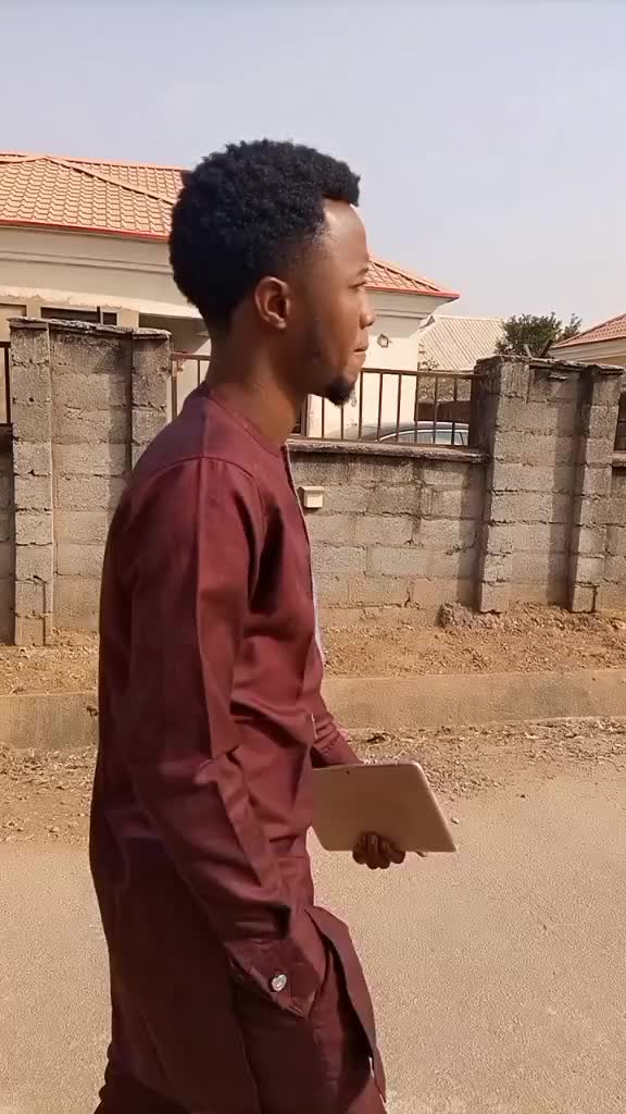 @TheKolapos