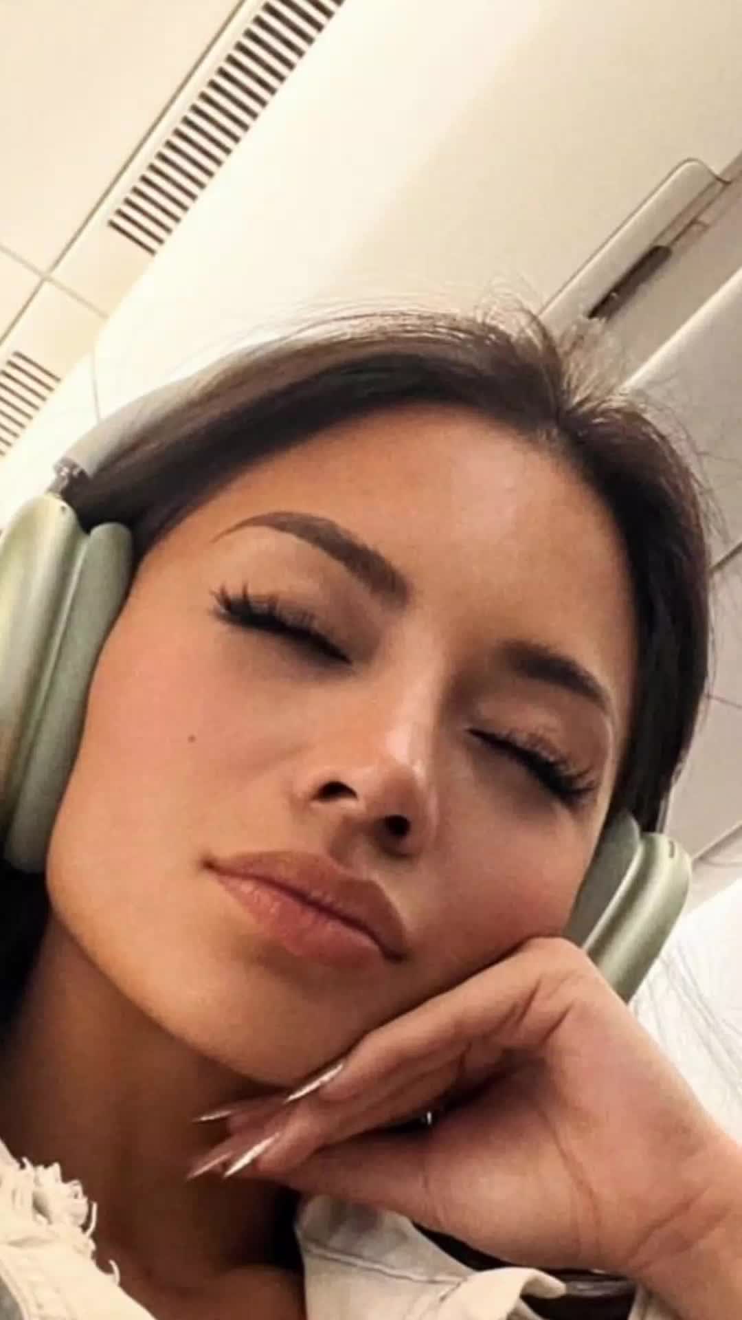 @Ashaka💔