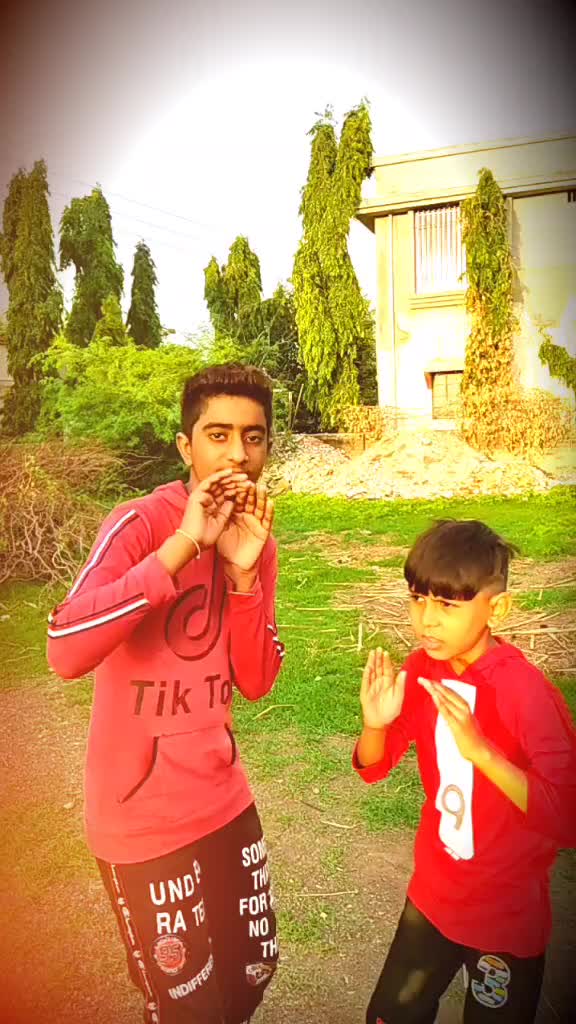 @⚡⚡Aaryan.ly⚡⚡