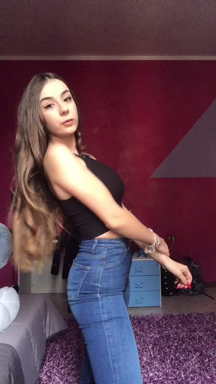 @_.la_.vio._