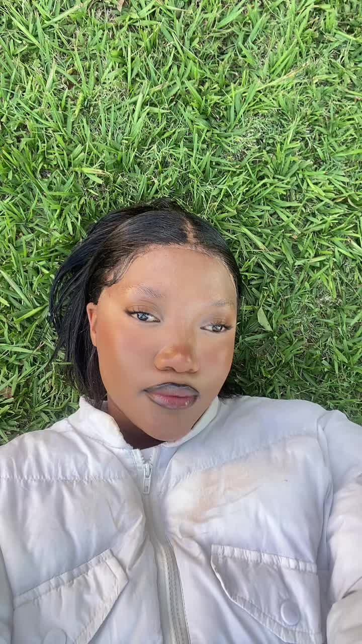 @thethronee
