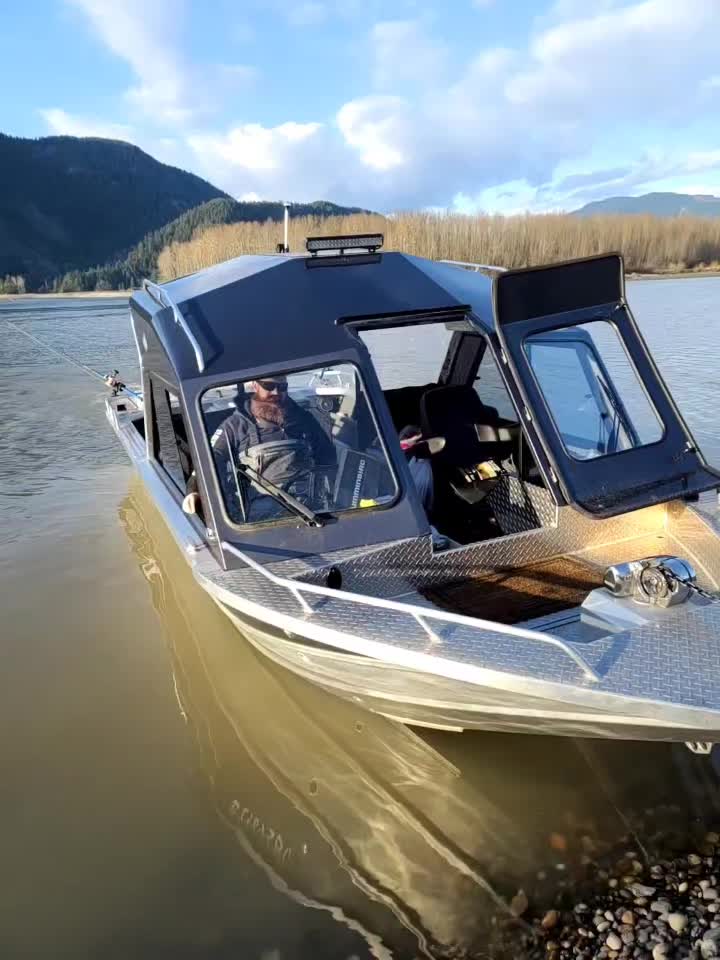 @BC WILDLIFE JETBOAT TOURS