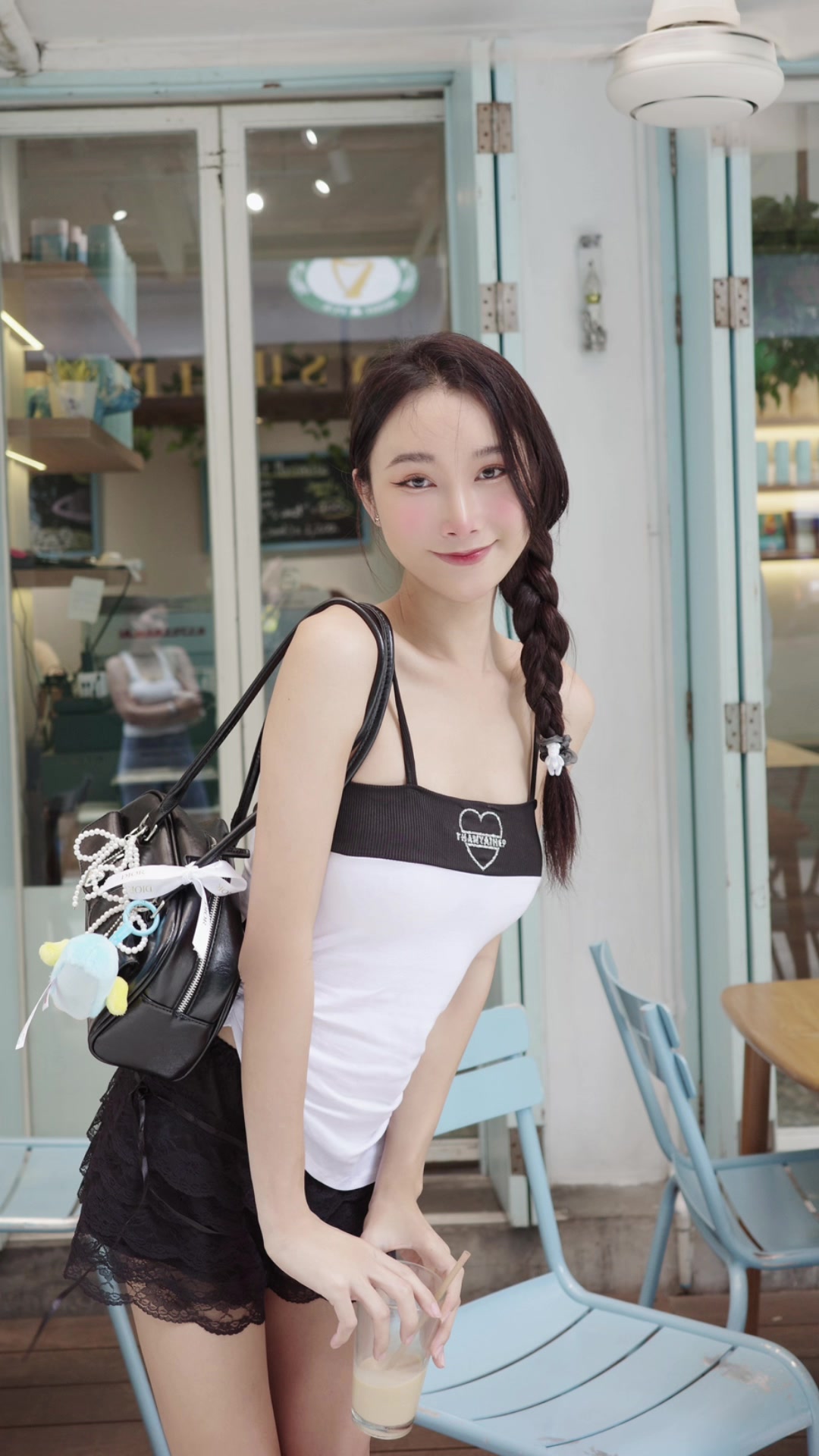 @ซูย่าชอบสีชมพู