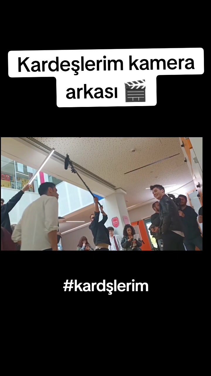 @Kamera Arkası