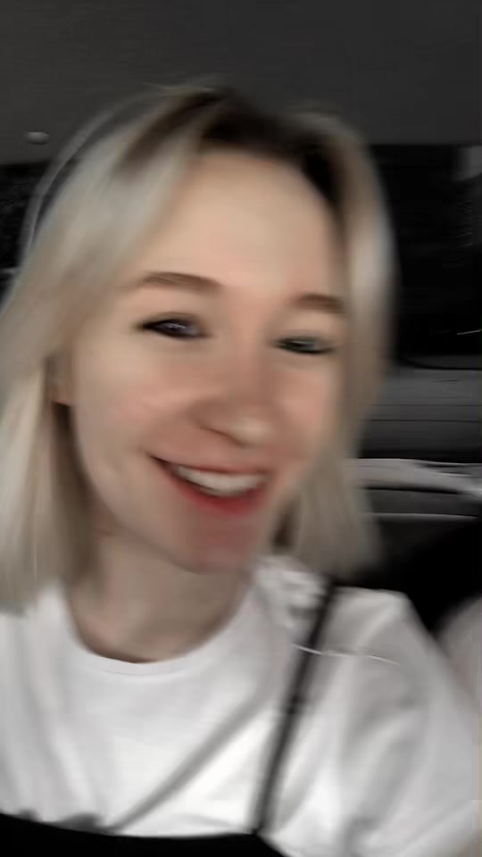 @akv9rr