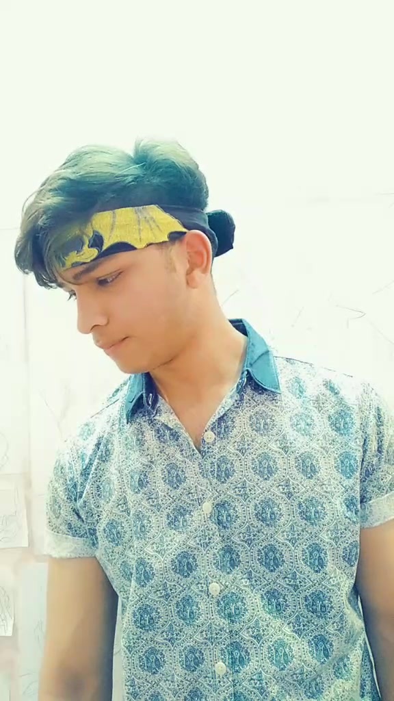 @hug_me_iam_arbaazian