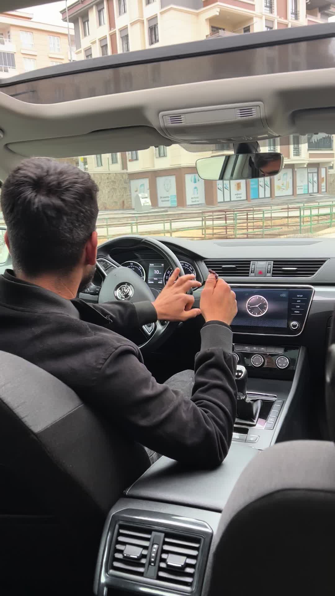@Mustafakurt1