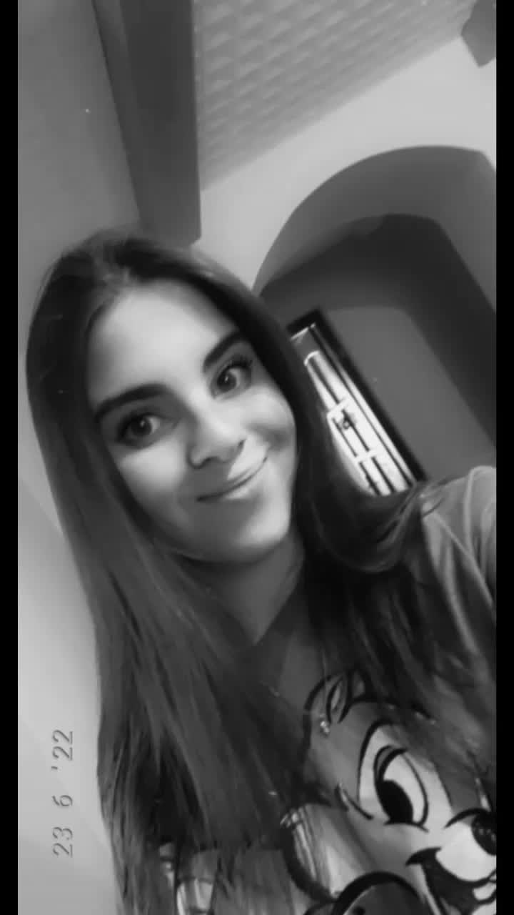 @Hanna Ambrus313