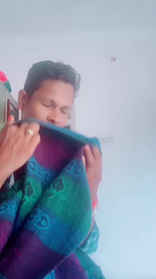 @என்றும் உங்களுடன்🐋v