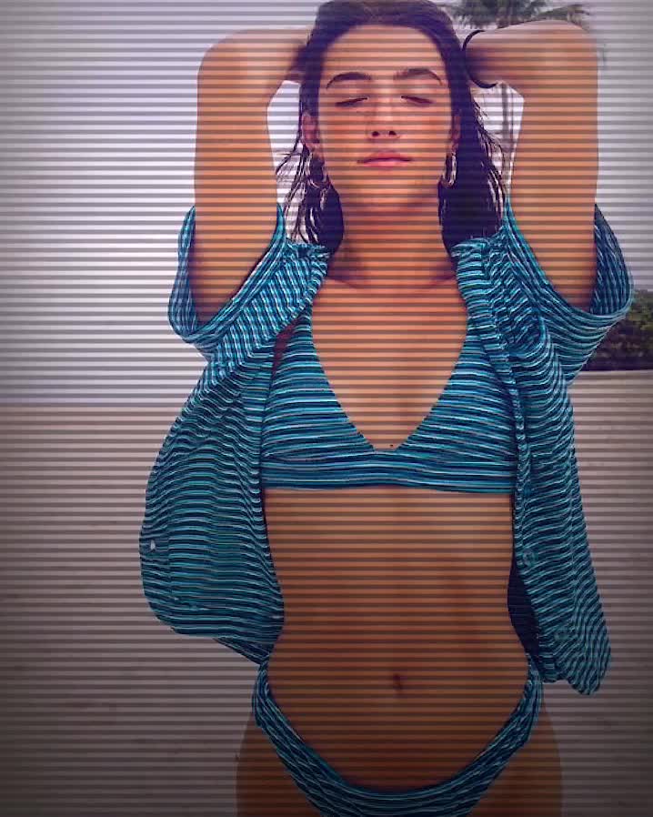 @Charli is baeeeee