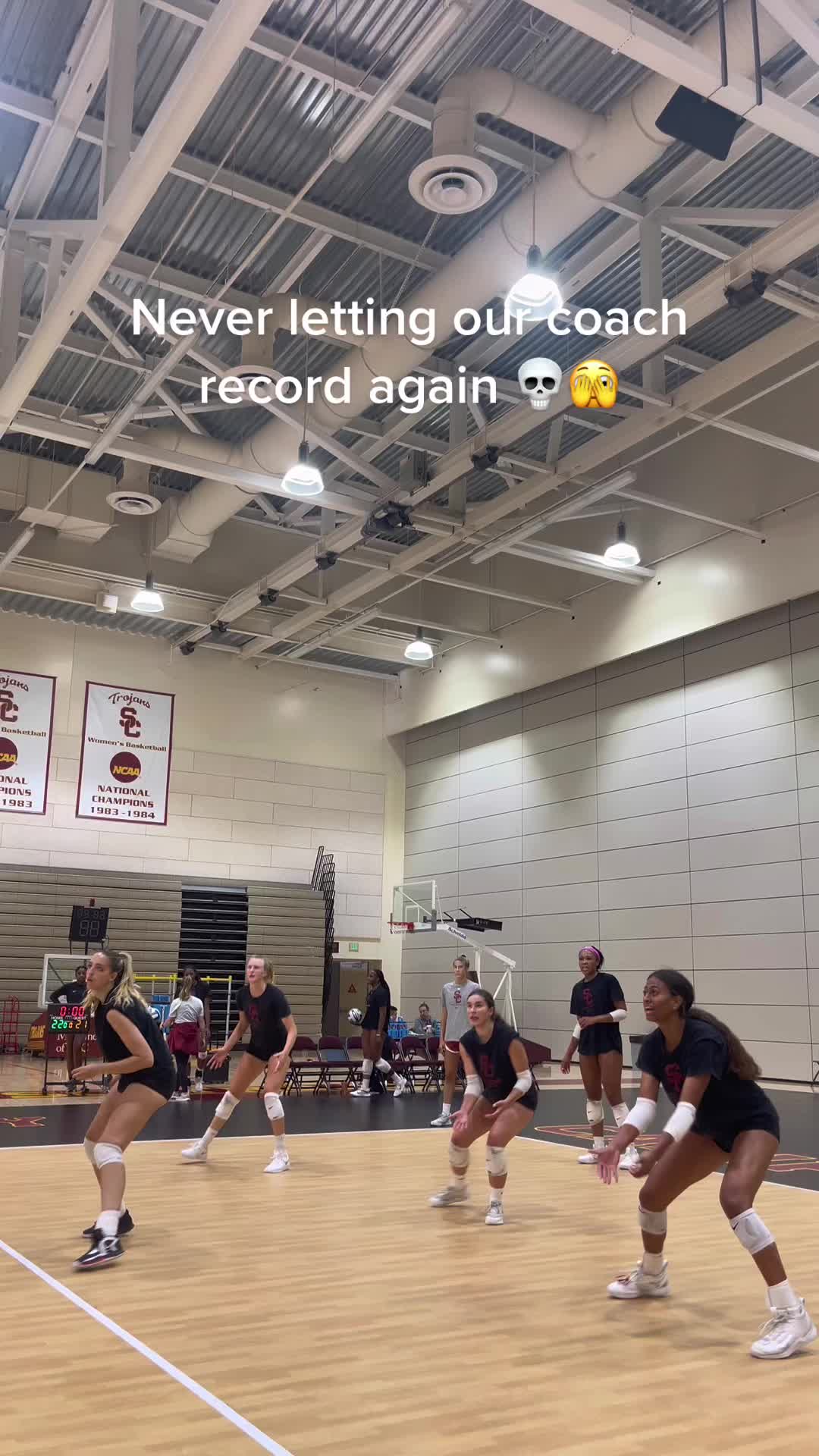 @uscwomensvolley