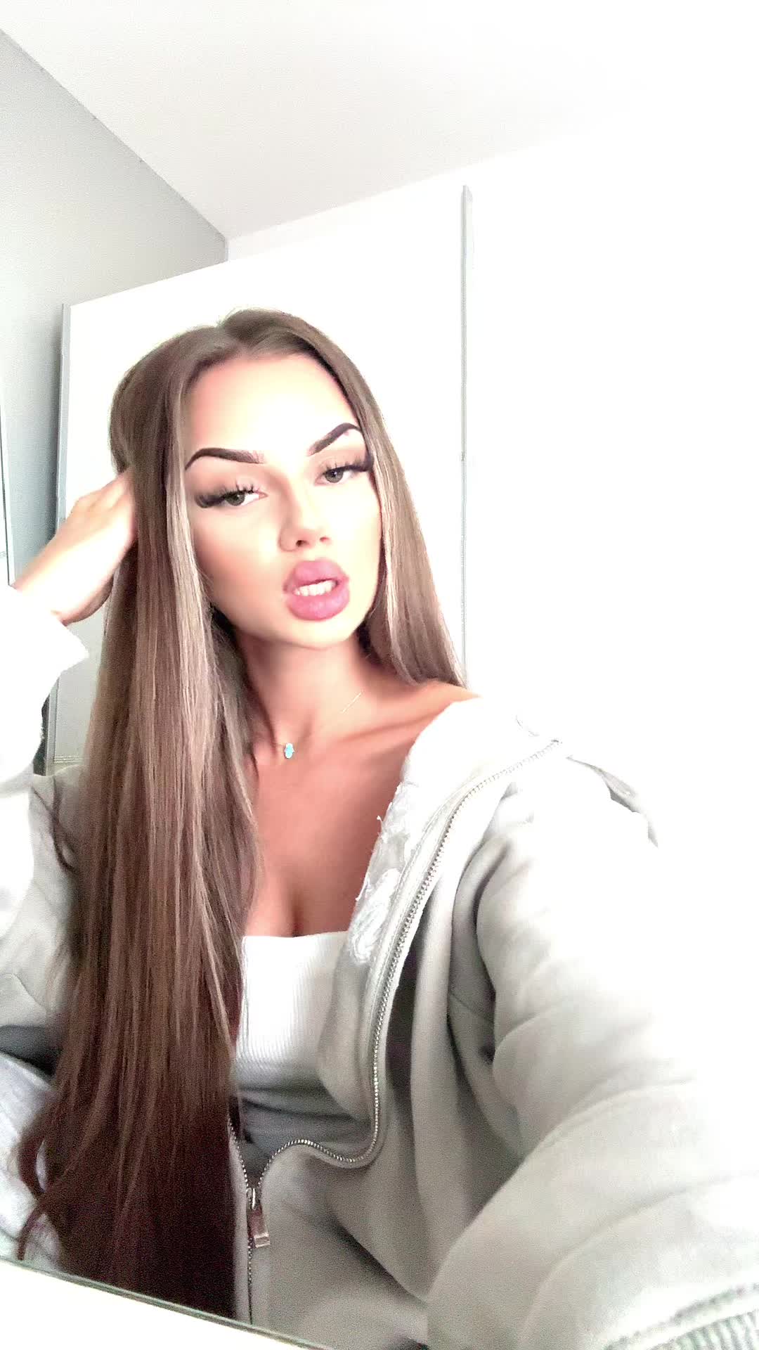 @klaudia