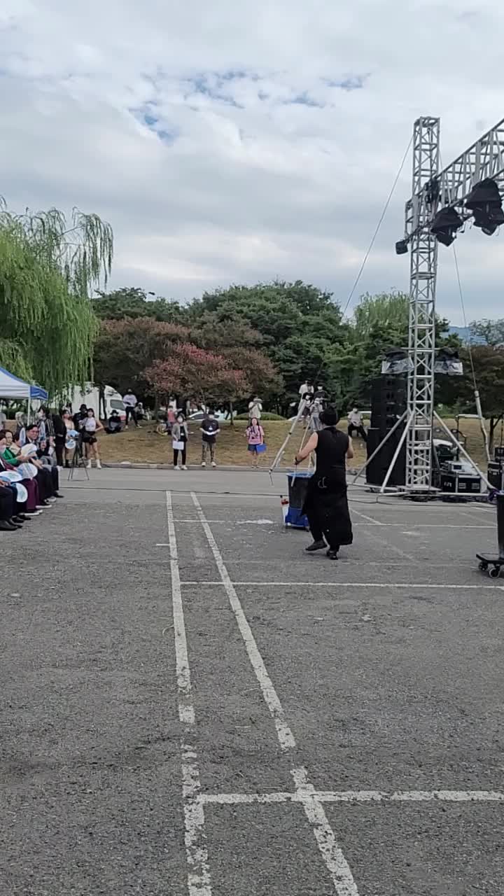 @funny션니