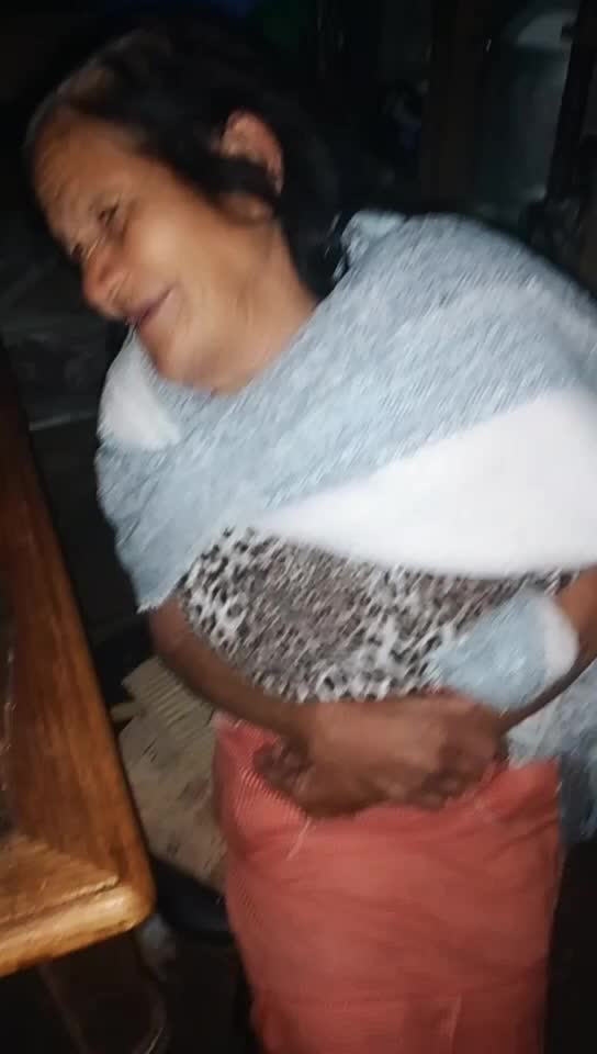 @Mamá Lola