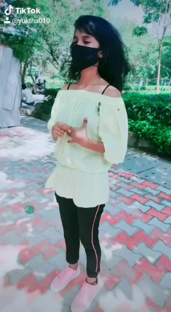 @pravalika🖤