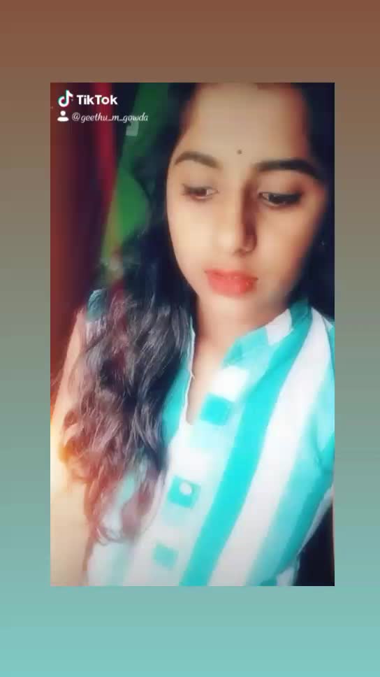 @&hearts;️geethu_m_gowda👑