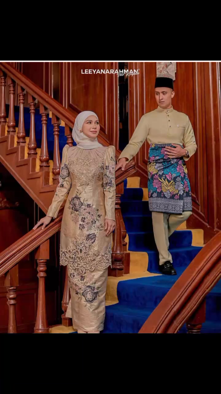 @AzfaridaExclusive