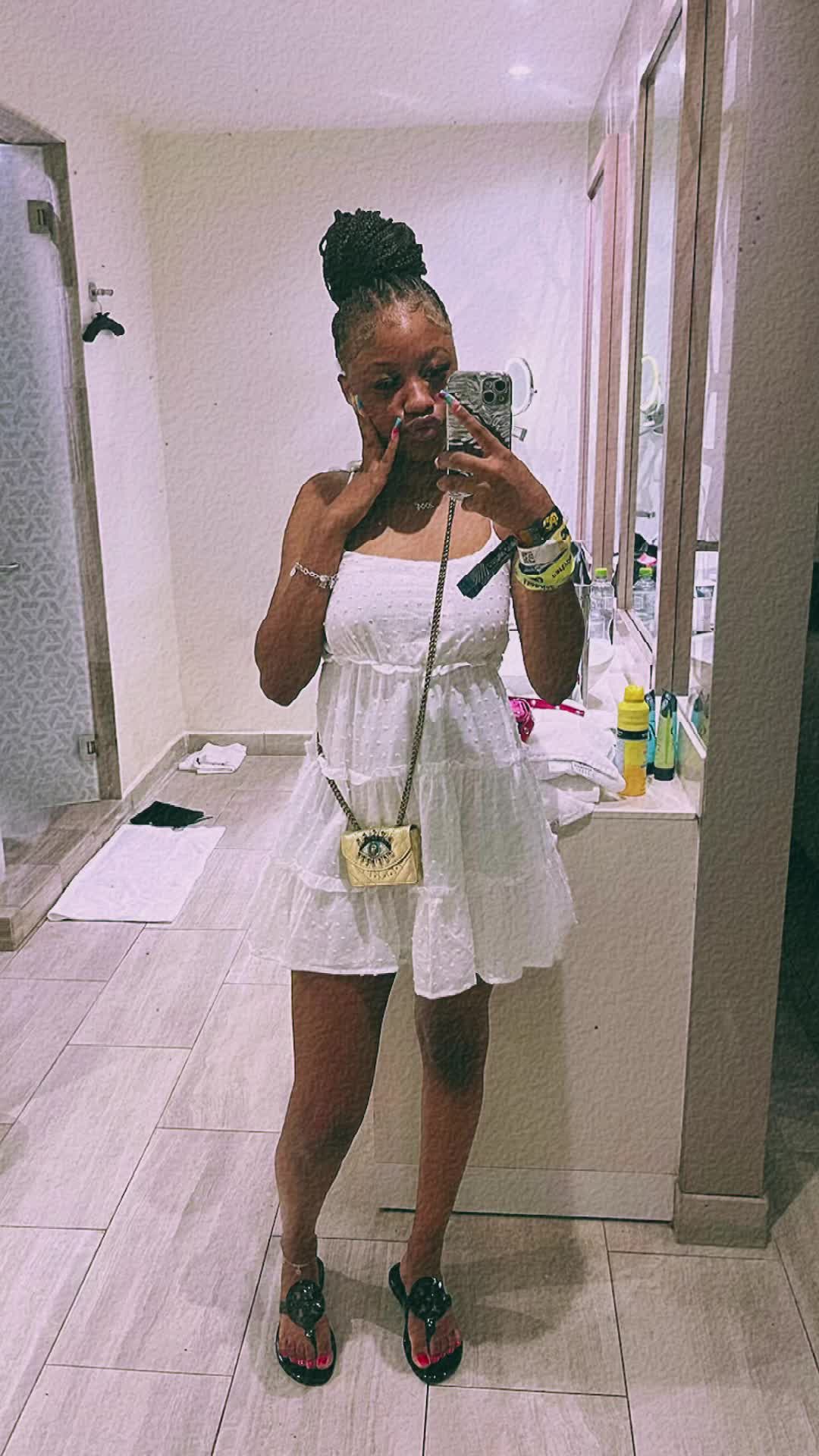 @Jenasciaaaa