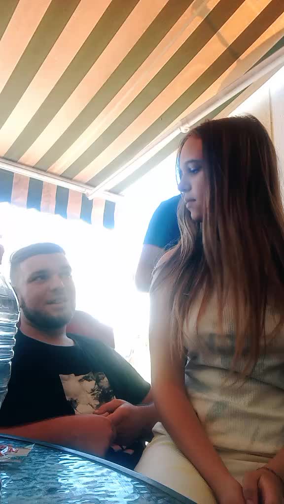 @Claauudiia01