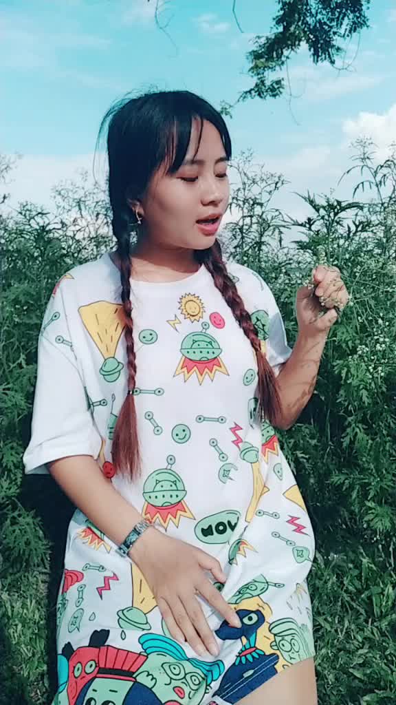 @Sonia17