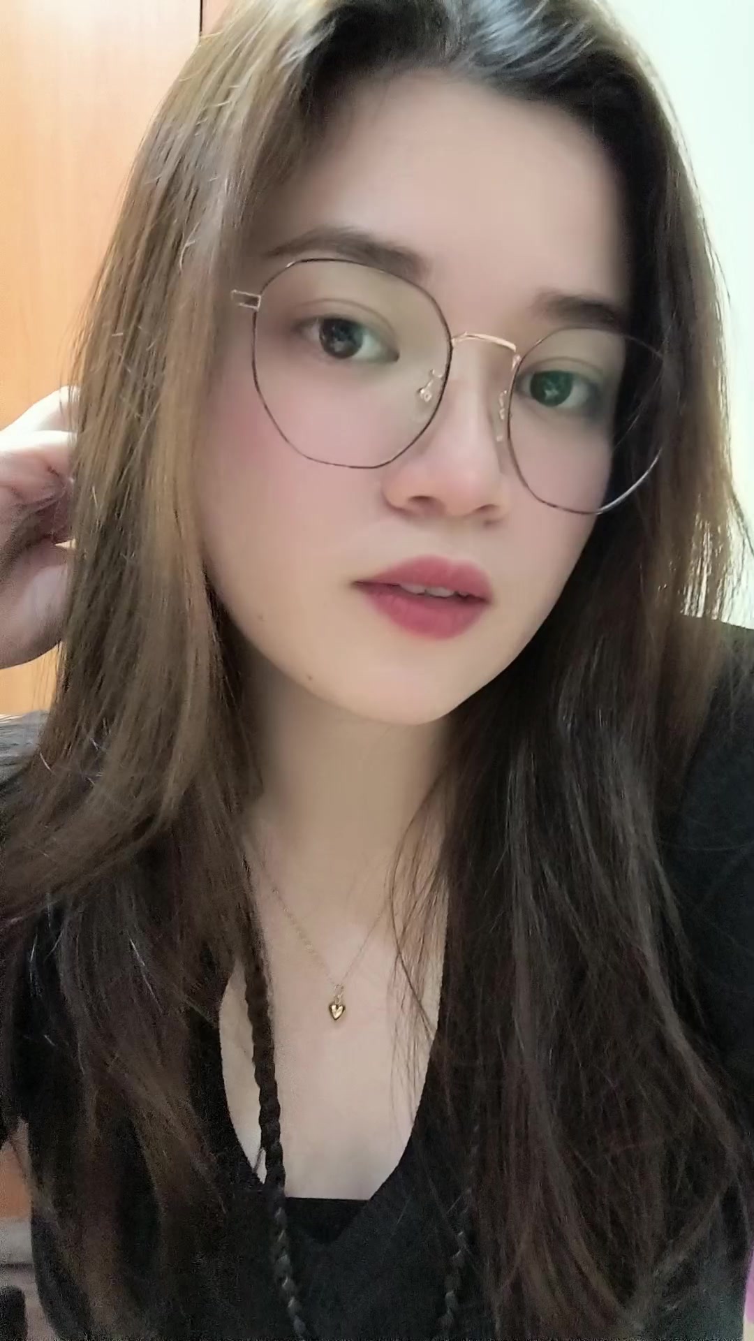 @Angela 🦋