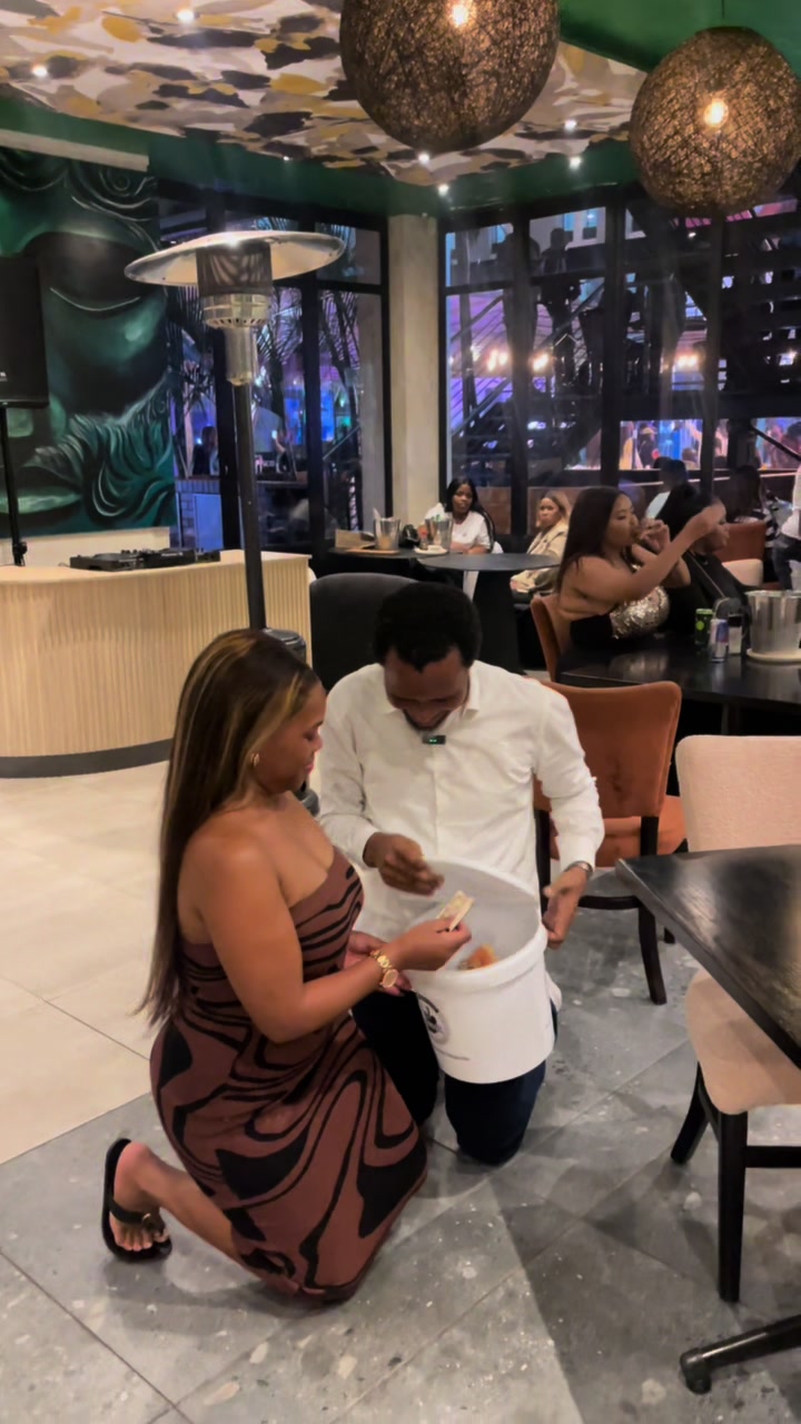 @Mambomvu🇿🇦