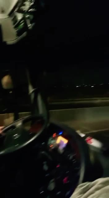 @سهام يعني التسونامي