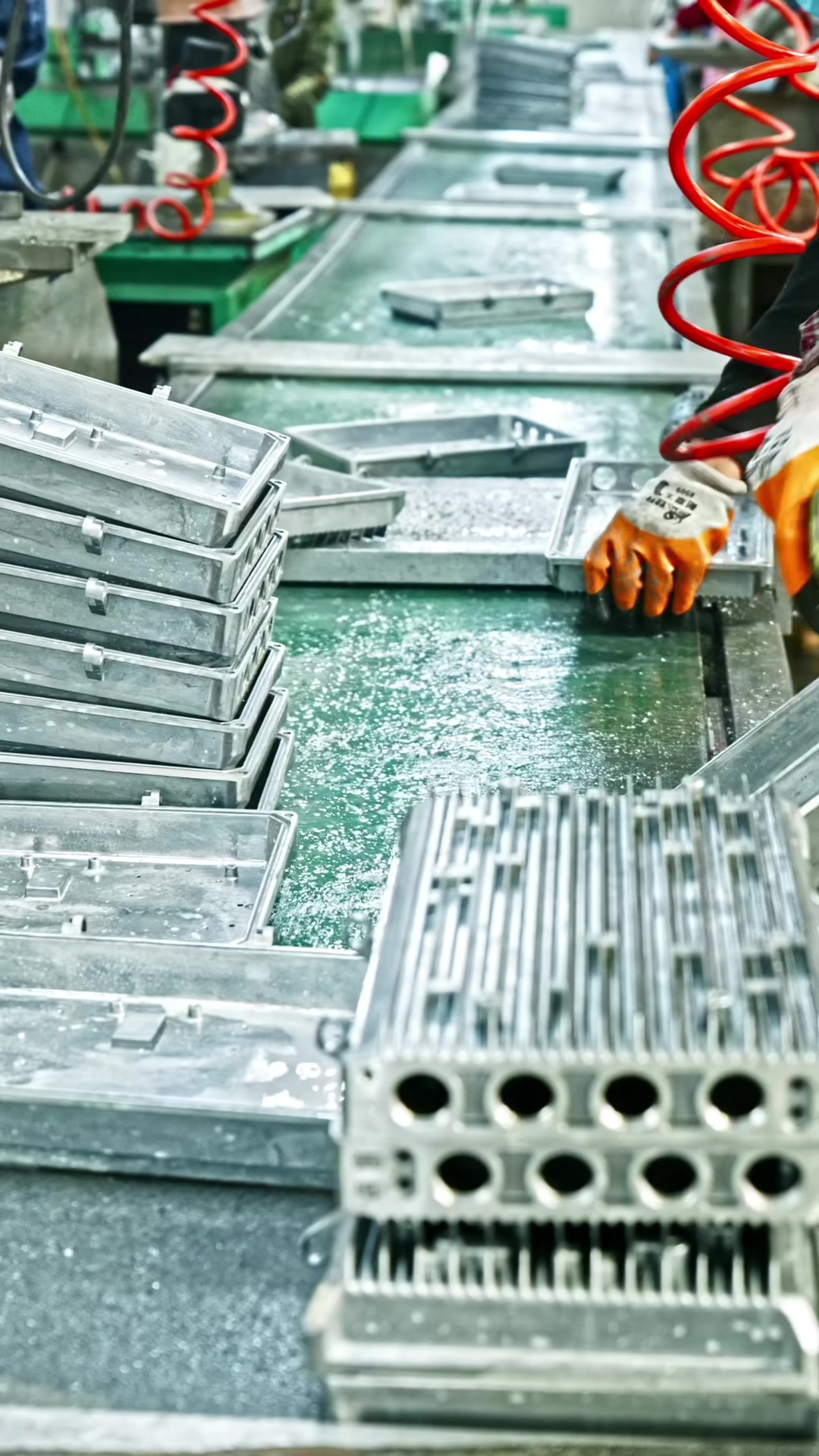 @Die-casting-001
